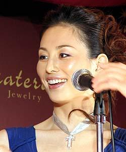 米倉涼子